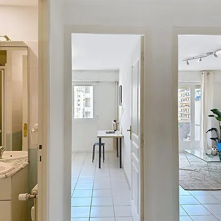 3p Terrace, With Air Conditioning And Center Within Walking Distance אנטיב