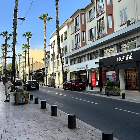 3p Terrace, With Air Conditioning And Center Within Walking Distance *